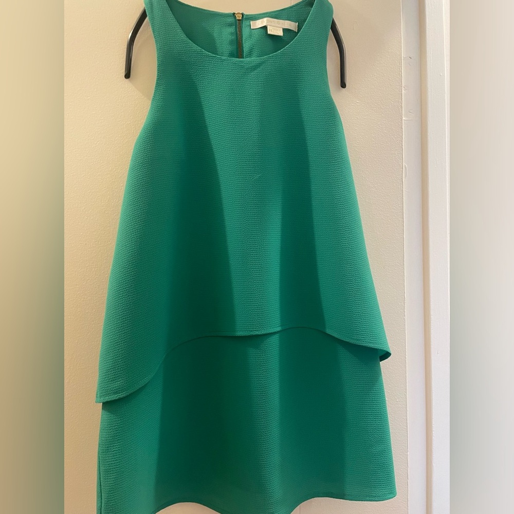 Green sleeveless top